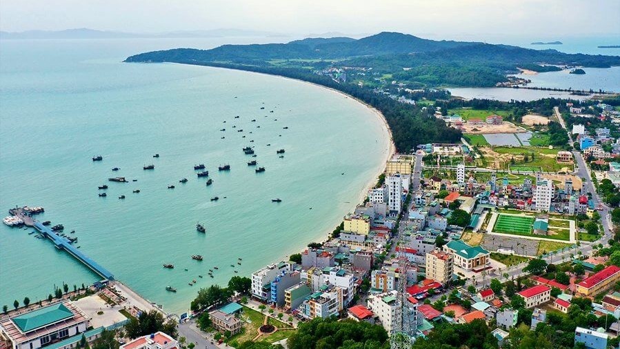 Những bãi biển đẹp nhất miền Bắc không thể bỏ qua trong mùa hè này