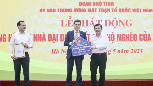 SeABank ủng hộ 100 nhà Đại đoàn kết tổng trị giá 5 tỷ đồng cho hộ nghèo tỉnh Điện Biên